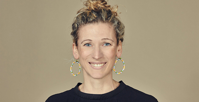 Dr. Mariana Peer