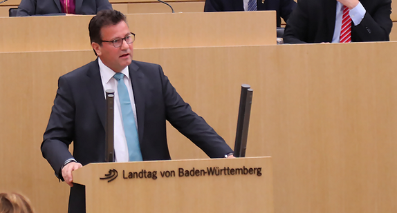 Minister Hauk zur aktuellen Debatte im Landtag Baden-Württemberg über Weidehaltung und den Umgang mit dem Wolf.