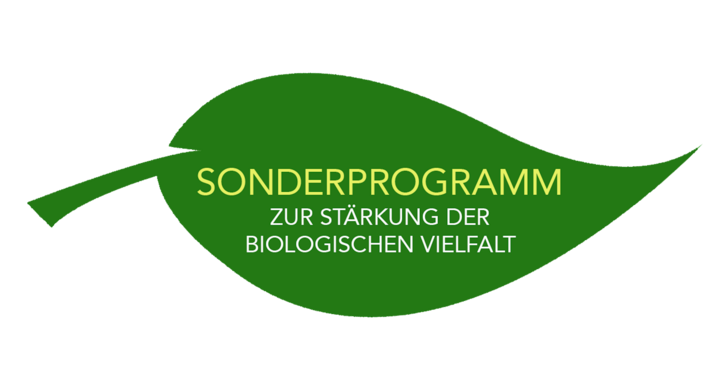 Wort-Bild-Logo des Sonderprogramms zur Stärkung der biologischen Vielfalt.