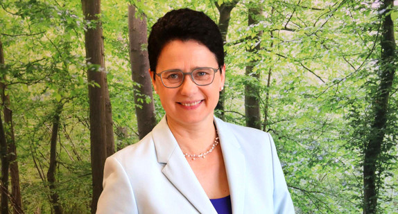 Ministerin Marion Gentges MdL